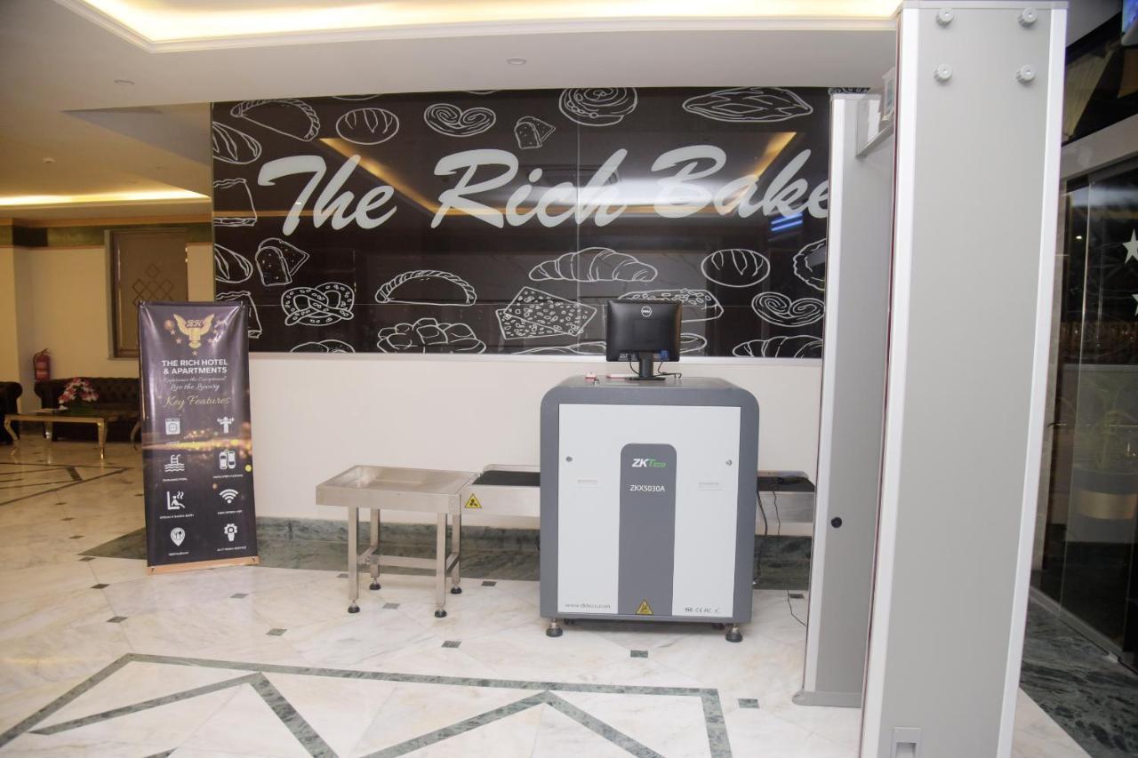 The Rich Hotel & Apartments Lahore Exterior foto